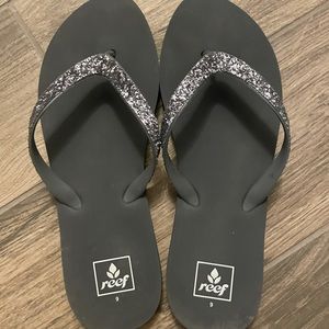 Women’s Reef Sparkle Sandals Size 9